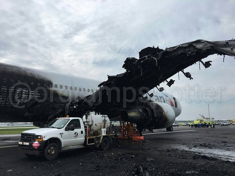 2016-10-28 American AL B763 On Fire During Take-off At Chicago O’Hare ...